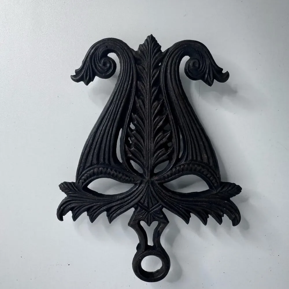 Vtg Virginia Metal Crafters Cast Iron Trivet Doodlers Dream Matte Black